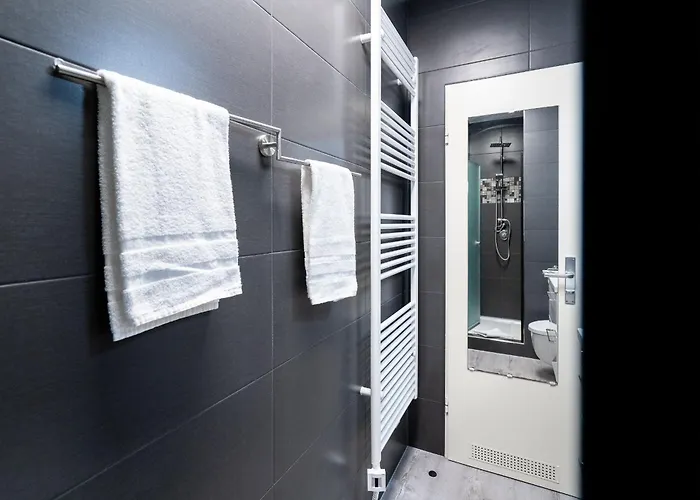 Klein & Fein アパート *