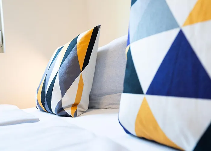 Klein & Fein * シャルボイツ