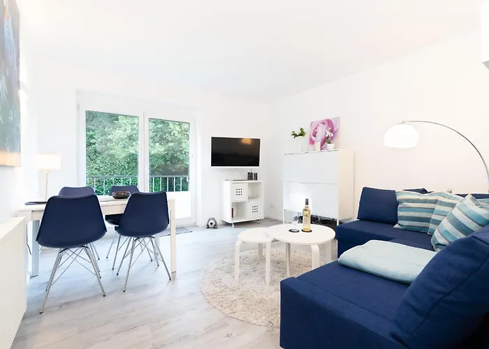 アパート Klein & Fein